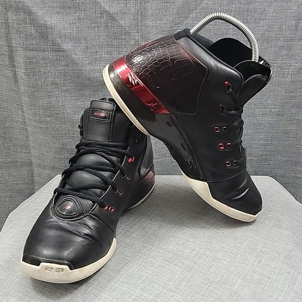 Nike Air Jordan 17 XVII Retro Bulls Bred Black Red 832816-001 Mens Size 11